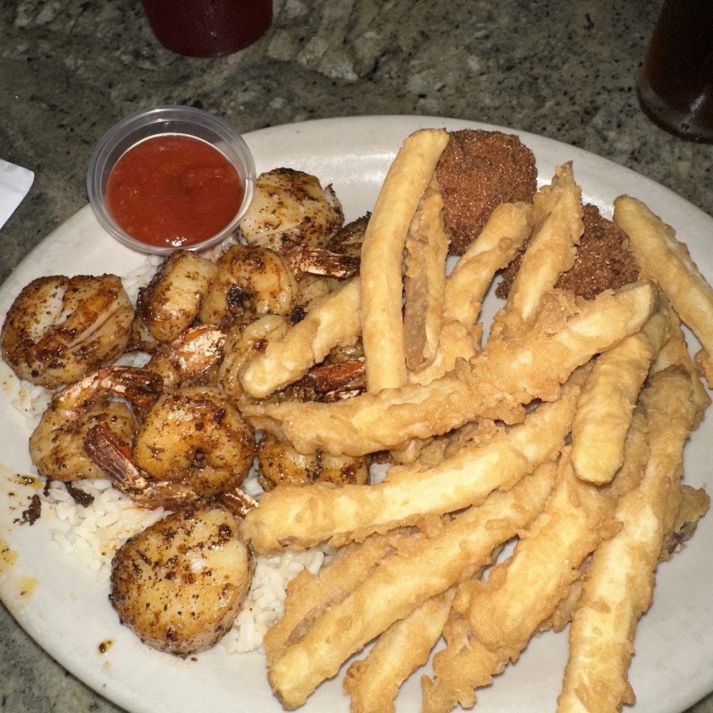 Jim Shaw's Restaurant - platter - Seafood Near Me - Macon, Georgia Jim Shaw's Restaurant - platter - Seafood Near Me - Macon, Georgia