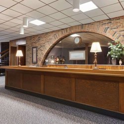 Travelodge by Wyndham Motel of St Cloud - Front Desk