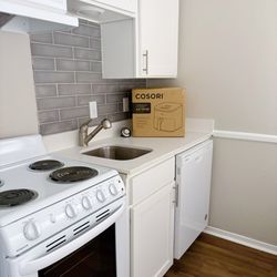 Lakeridge Heights - kitchen