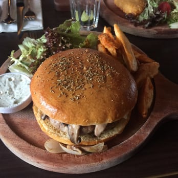 Brunch Club & Supper - Whitespace Lamb Burger- New Zealand lamb patty with mushroom, melted Gruyere cheese and mint yogurt sauce on a Rosemary brioche bun. - Breakfast & Brunch Near Me - Hong Kong, HK