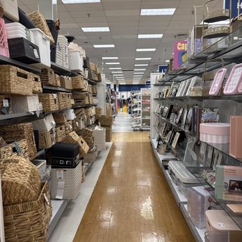 Marshalls - Department Stores Near Me - Largo, Florida