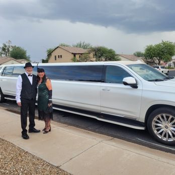 Mirage Limousines - Here we are as the night began! - Limos Near Me - Scottsdale, Arizona Mirage Limousines - Here we are as the night began! - Limos Near Me - Scottsdale, Arizona