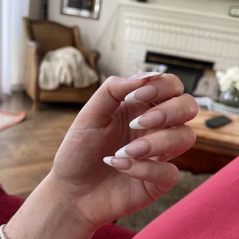 Tony Nails & Spa - 2 weeks out and still look good - Nail Salons Near Me - Brentwood, California Tony Nails & Spa - 2 weeks out and still look good - Nail Salons Near Me - Brentwood, California