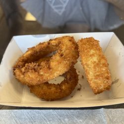 Broadway Cafe & Hoagie - The MOST AMAZING Onion Rings!