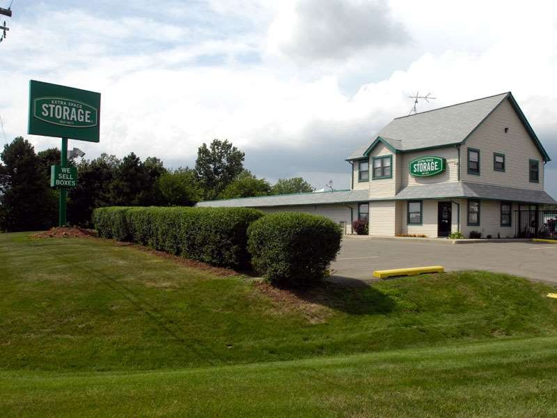 EXTRA SPACE STORAGE Updated September 2024 21 Photos 1900 Old