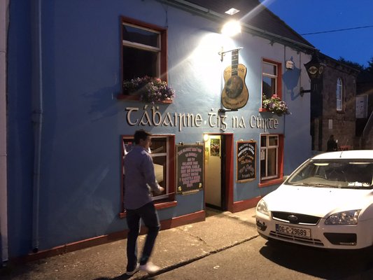 O'Sullivan's Courthouse Pub by null