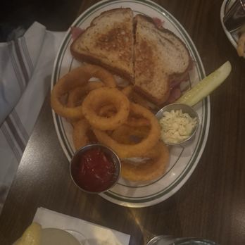 Miller's Pub - Grilled Reuben Fried Onion Rings - American Near Me - Chicago, Illinois