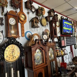 Time To Eat Café - Interior