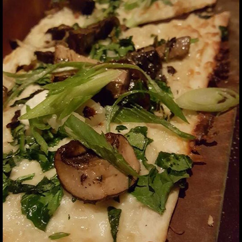 Seasons 52 - Roasted mushroom flatbread- Delicious! - New American Near Me - Bridgewater, New Jersey Seasons 52 - Roasted mushroom flatbread- Delicious! - New American Near Me - Bridgewater, New Jersey