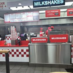 Five Guys - Order area and prep