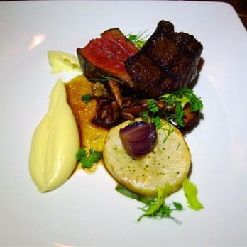 Altura - SNAKE RIVER FARMS ZABUTON STEAK
PARSLEY ROOT, CELERIAC, TOASTED FARRO, HEDGEHOG MUSHROOMS - Italian Near Me - Seattle, Washington Altura - SNAKE RIVER FARMS ZABUTON STEAK
PARSLEY ROOT, CELERIAC, TOASTED FARRO, HEDGEHOG MUSHROOMS - Italian Near Me - Seattle, Washington