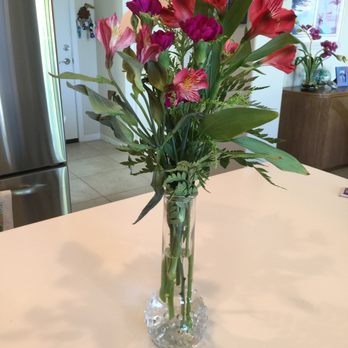 Eric's Flower Market - This is the first bouquet we received - Florists Near Me - Tucson, Arizona