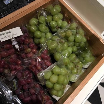MARCHÉ ARTISANS - Overpriced grapes - Public Markets Near Me - Montreal, Quebec