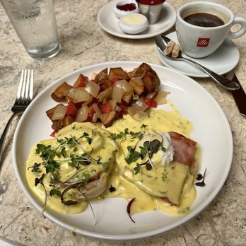 Celadon - Eggs Benedict - Seafood Near Me - Napa, California