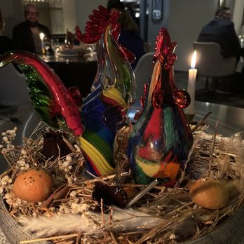 Alinea - Milk Buns - New American Near Me - Chicago, Illinois
