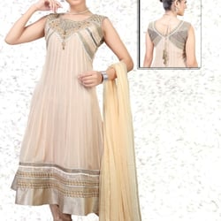 Saloni Boutique & Tailoring