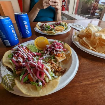 Shaka Tacoz - Mexican Near Me - Captain Cook, Hawaii