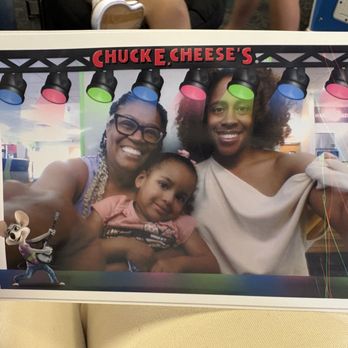 Chuck E. Cheese - Familia - Kids Activities Near Me - Allen, Texas