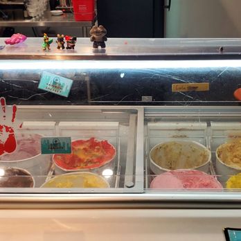Lil Bean - Sunday, October 26th, 2025 - Ice Cream Selection - Delis Near Me - South Lake Tahoe, California Lil Bean - Sunday, October 26th, 2025 - Ice Cream Selection - Delis Near Me - South Lake Tahoe, California