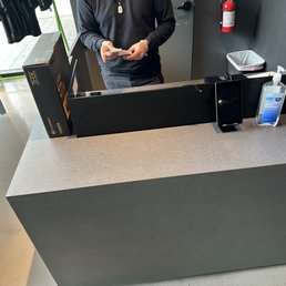This is the point of sale. No return policy posted anywhere. This is the point of sale. No return policy posted anywhere.