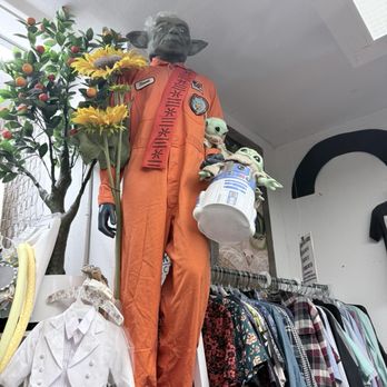 Neat Thrift Store - Fun - Thrift Stores Near Me - Lake Elsinore, California Neat Thrift Store - Fun - Thrift Stores Near Me - Lake Elsinore, California