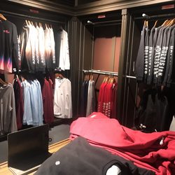 Hollister