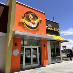 Pollo Campero - Main entrance!