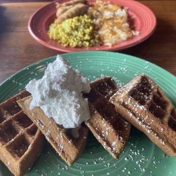 The Grain Cafe - Waffles deluxe with fried chicken! I am obsessed with their tofu eggs and the waffles! It was all exactly what I wanted! - Pizza Near Me - Redondo Beach, California