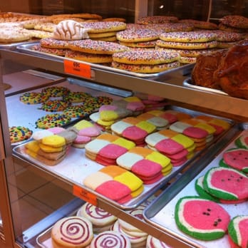 Azteca Bakery - Polvorones....outstanding!! - Bakeries Near Me - Streamwood, Illinois