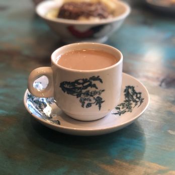 Kopitiam - Teh tarik ($4.25) - hand pulled black tea with condensed milk - Malaysian Near Me - New York, New York