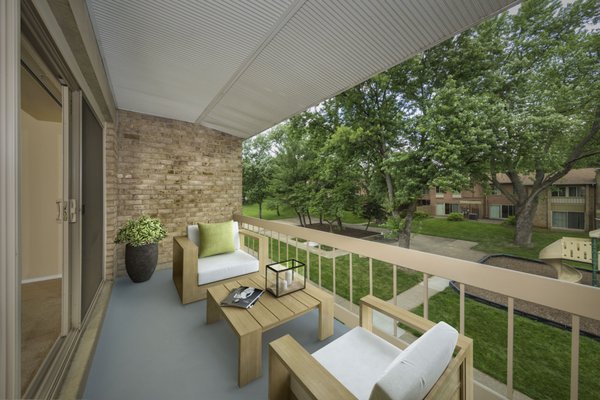 Londonderry Apartments by null