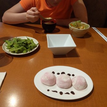 Umi Sushi - Check out the edamame and ice cream :) - Sushi Bars Near Me - Ann Arbor, Michigan