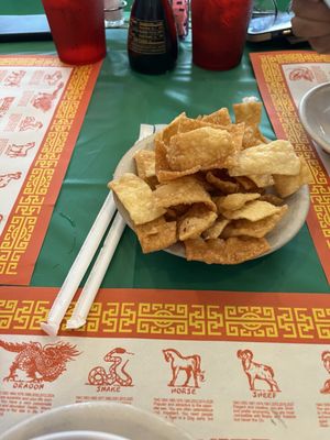 Golden Crown Inn by null