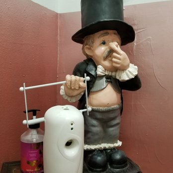 Star Chigua's Pizza Pizza Cubana - Bathroom decoration - Pizza Near Me - Hialeah, Florida Star Chigua's Pizza Pizza Cubana - Bathroom decoration - Pizza Near Me - Hialeah, Florida