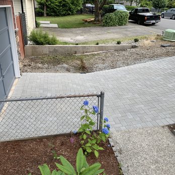 Seattle Eastside Pavers - Complete view 1 - Masonry/Concrete Near Me