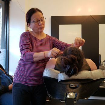 Hira Thread & Lash - The master at work - Threading Services Near Me - Sunnyside, New York