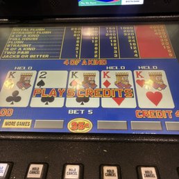 Bar poker machine! Nice bartender and free drinks if you're playing and tipping Bar poker machine! Nice bartender and free drinks if you're playing and tipping