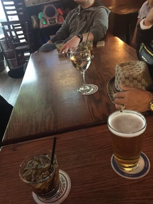 Three Dogs Tavern by null