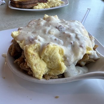 Bread and Butters Eatery - Country skillet - Breakfast & Brunch Near Me - Parker, Colorado