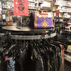 Hot Topic - I  that purse