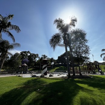 Polliwog Park - Parks Near Me - Manhattan Beach, California Polliwog Park - Parks Near Me - Manhattan Beach, California
