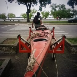 Cabaña Del Navegante - Cruzas al otro lados con los carros de la Guardería