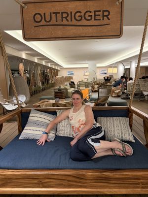 OUTRIGGER Reef Waikiki Beach Resort by null