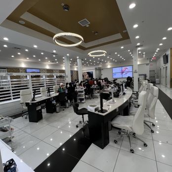 Nails 19 - Inside - Nail Salons Near Me - Roseville, California Nails 19 - Inside - Nail Salons Near Me - Roseville, California