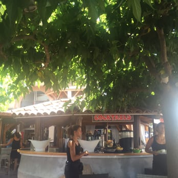 Le Tropicana - Not a bad vibe- but you might want to try somewhere else. - French Near Me - Porto-Vecchio, 2A Le Tropicana - Not a bad vibe- but you might want to try somewhere else. - French Near Me - Porto-Vecchio, 2A