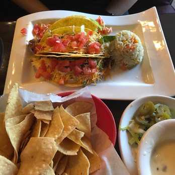 Cenas Kitchen - Tex-Mex Near Me - Houston, Texas