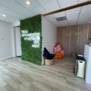 Drenched - Beautiful studio - Pilates Near Me - Newport Beach, California Drenched - Beautiful studio - Pilates Near Me - Newport Beach, California