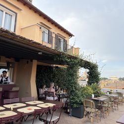 The Gin Corner - Rooftop bar and a patio