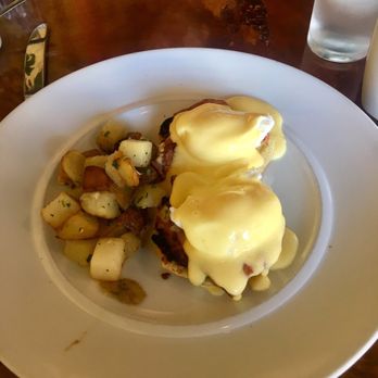 Elements Restaurant - Eggs Benedict - Breakfast & Brunch Near Me - Vancouver, Washington Elements Restaurant - Eggs Benedict - Breakfast & Brunch Near Me - Vancouver, Washington