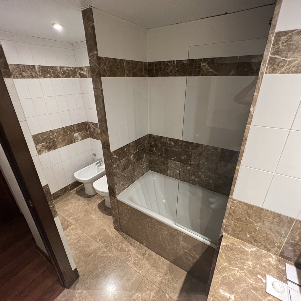 Hotel Astoria - Bathroom - Hotels Near Me - Barcelona, B